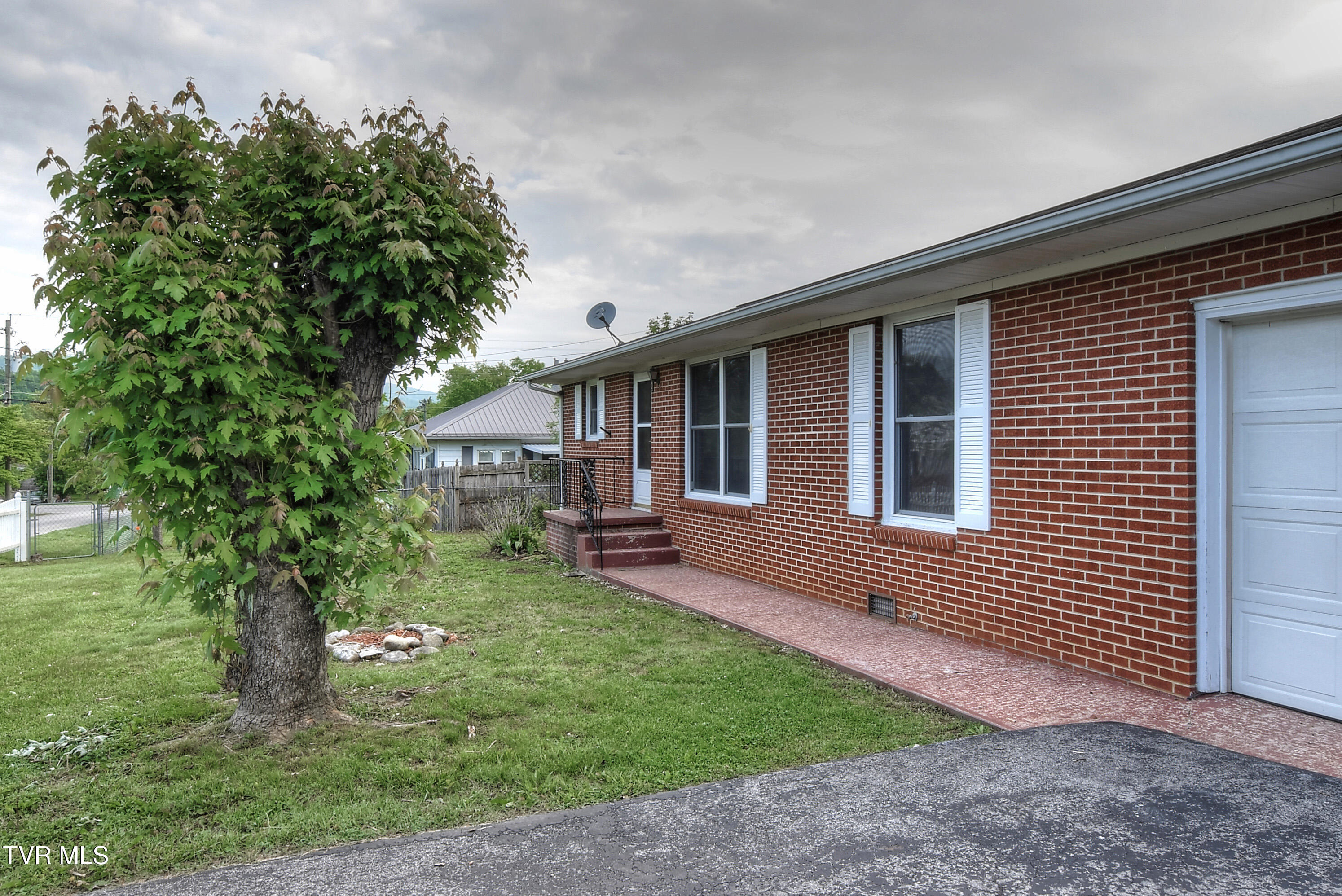 106 Parsley Street, Erwin, Tennessee image 3