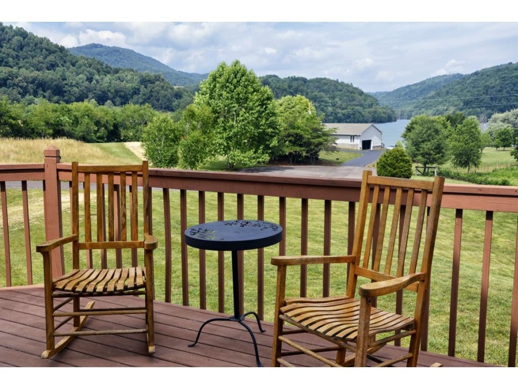 Photo of 300 River Lane, Butler, TN 37640 (MLS # 9998309)
