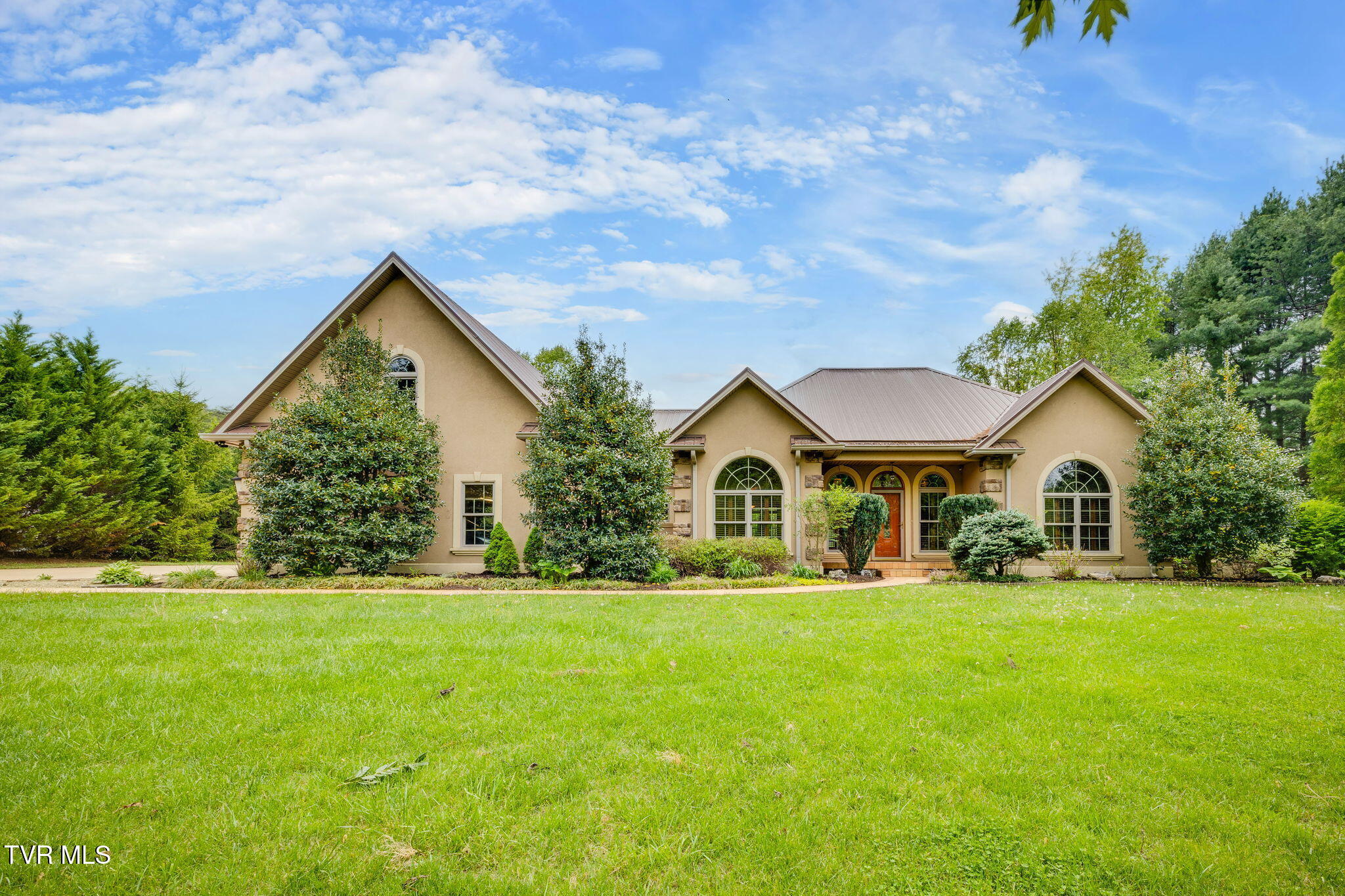 2164 Dave Buck Road, Johnson City, Tennessee image 2