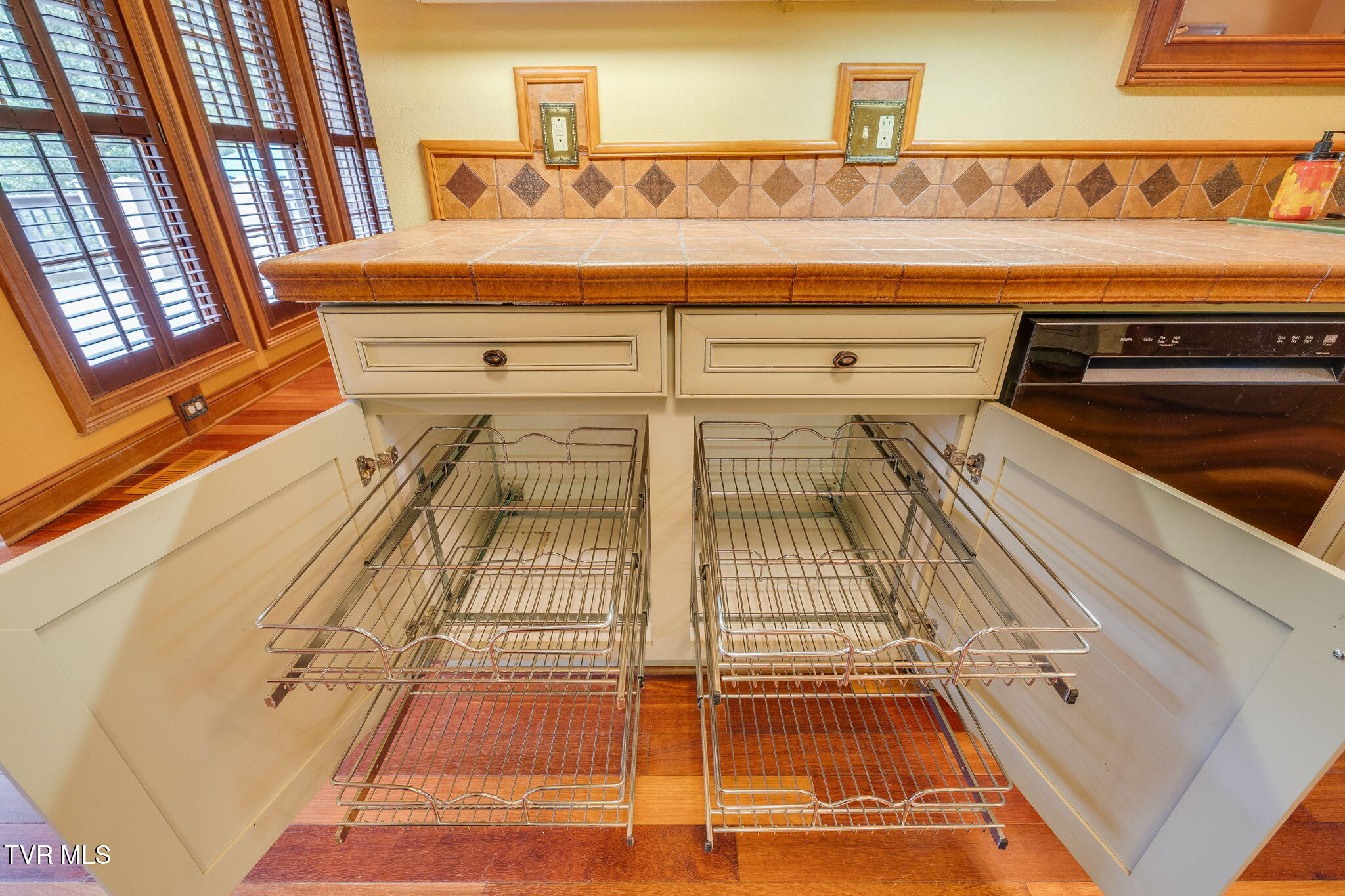 2164 Dave Buck Road, Johnson City, Tennessee image 19