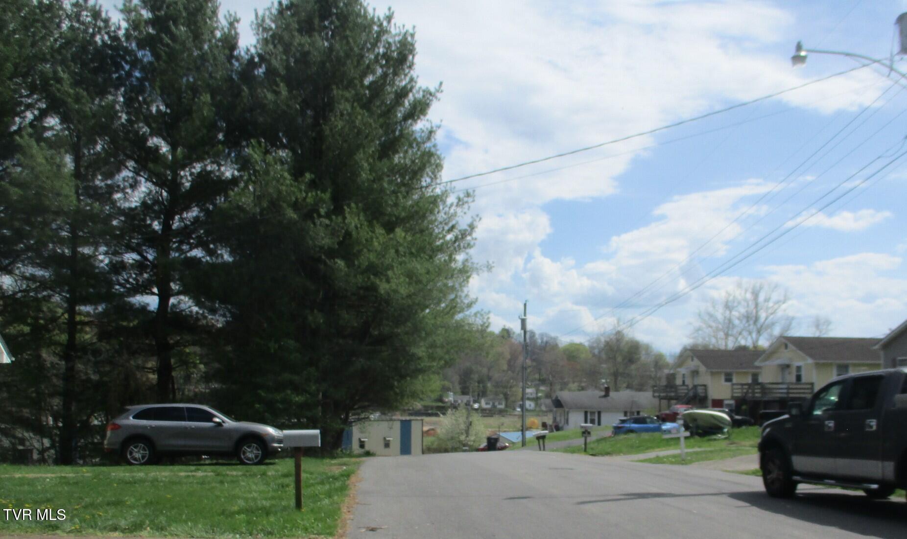 1209 Golf Street, Bristol, Tennessee image 13