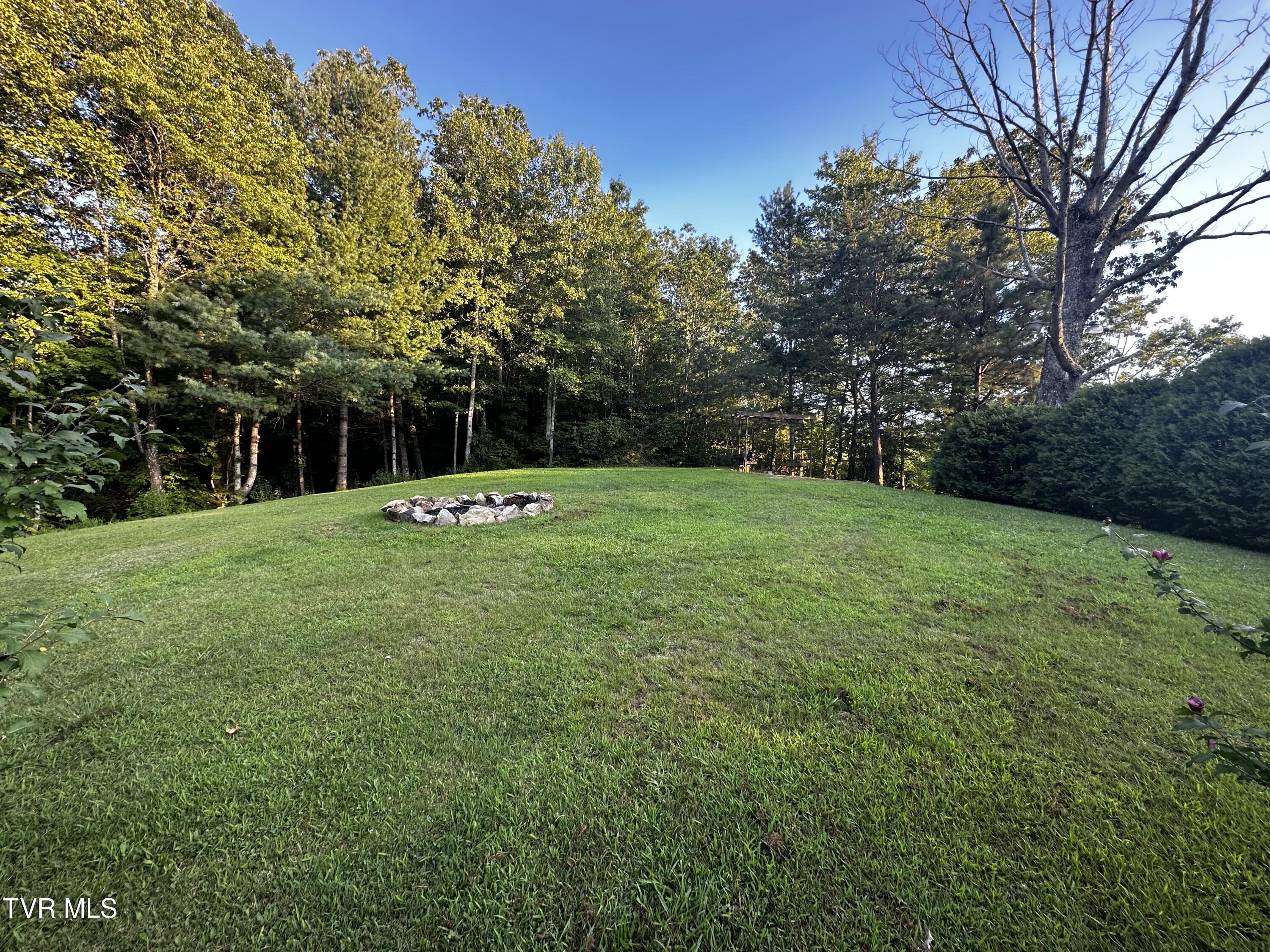 5547 Hale Gap Road, Pound, Virginia image 5