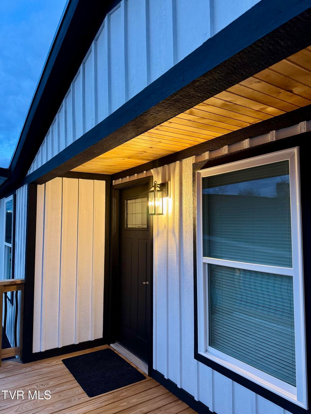 Photo of 1836 Anderson Street, Bristol, TN 37620 (MLS # 9989238)