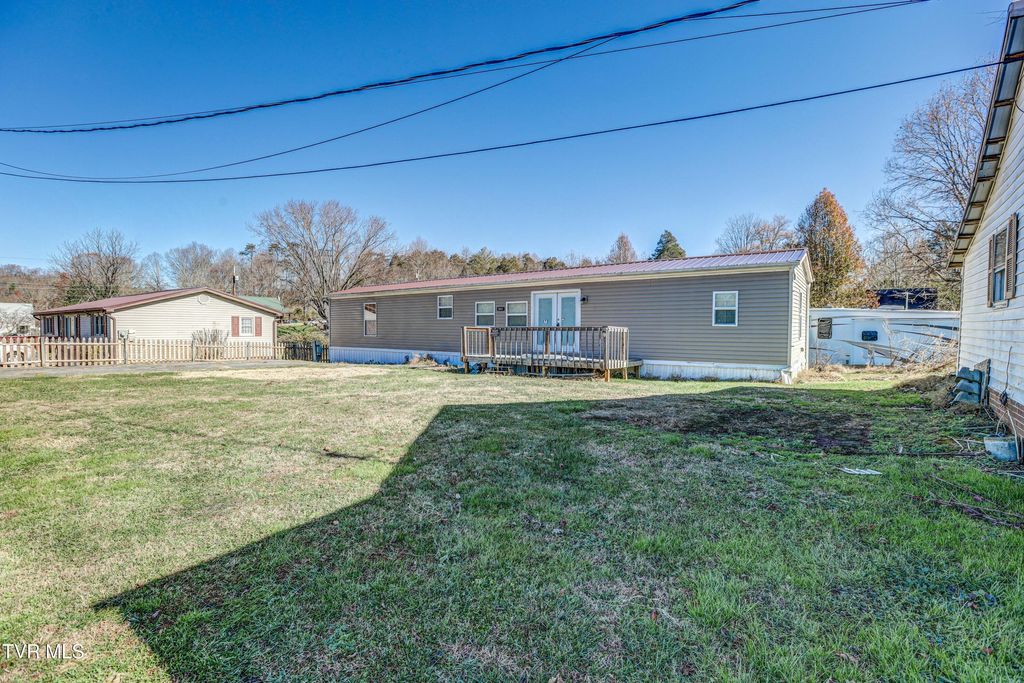Photo of 1693 Paperville Road, Bristol, TN 37620 (MLS # 9988423)