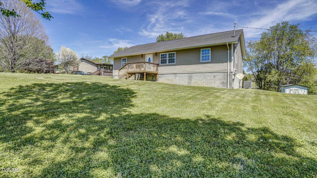 Photo of 271 Sinking Springs Road, Bristol, TN 37620 (MLS # 9993946)