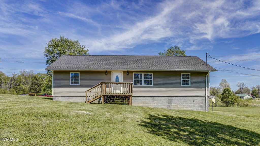Photo of 271 Sinking Springs Road, Bristol, TN 37620 (MLS # 9993946)