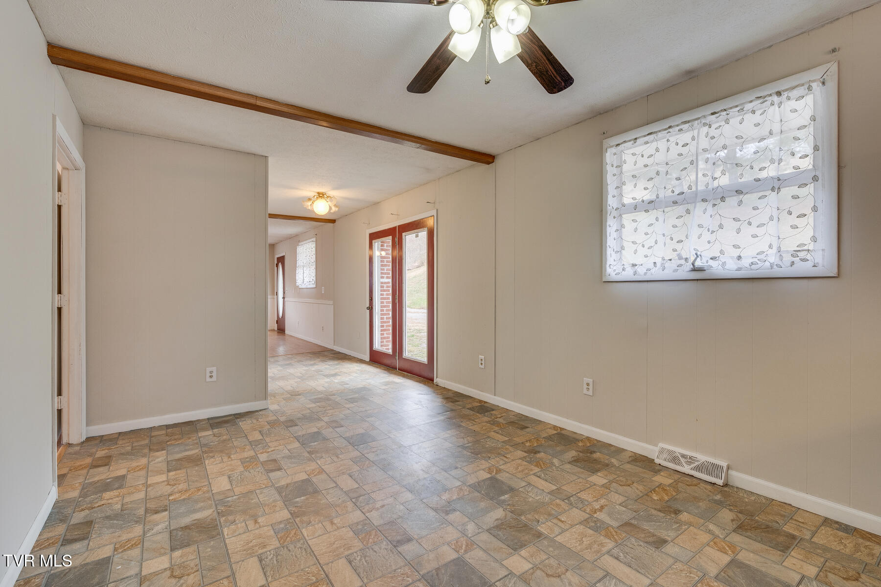 186 Gunport Drive, Duffield, Virginia image 9
