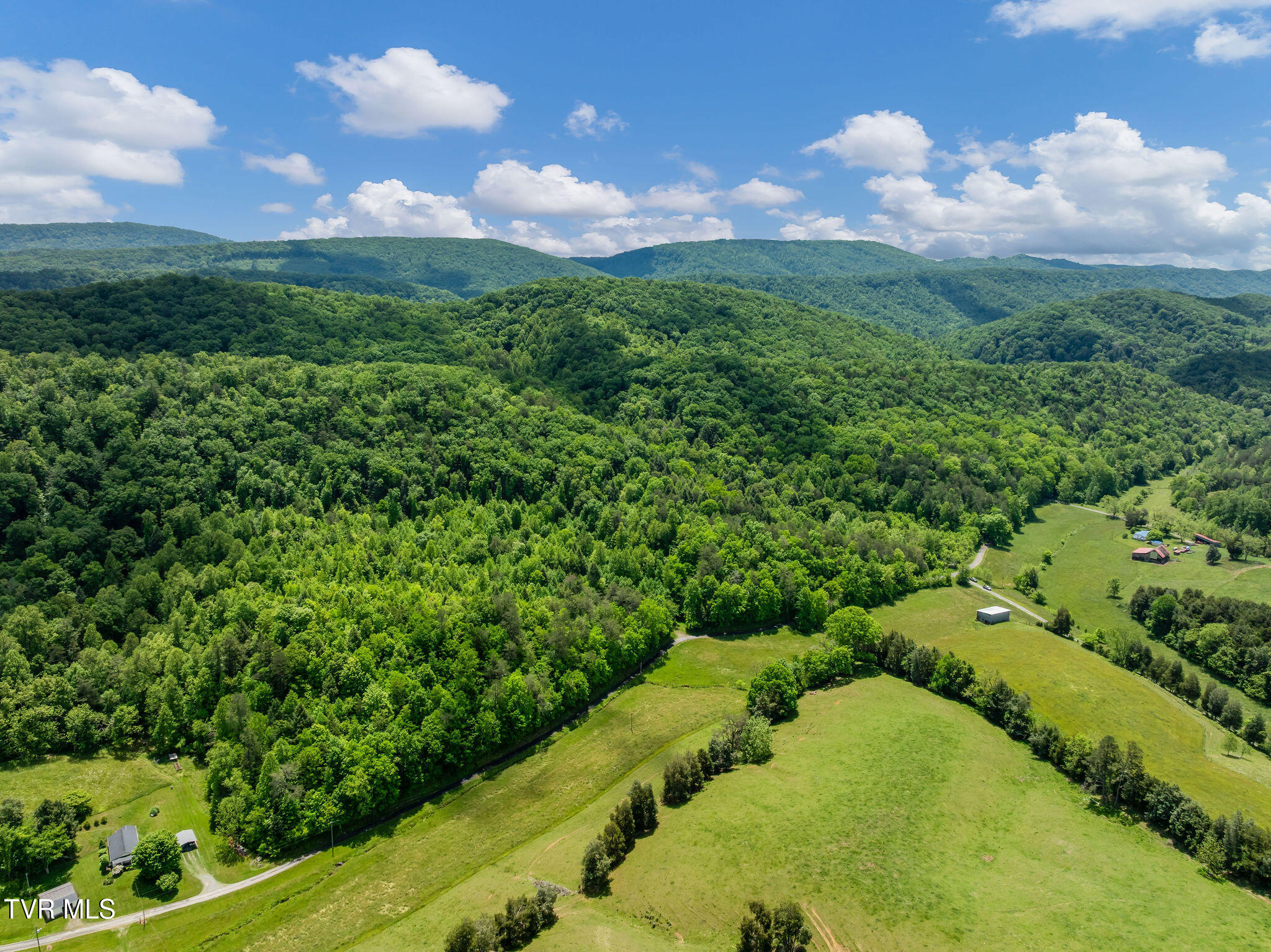 2039 War Valley Road, Rogersville, Tennessee image 9