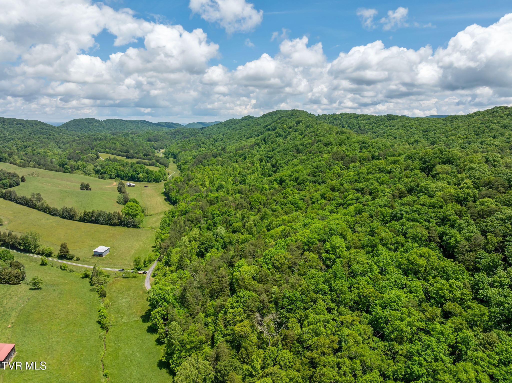 2039 War Valley Road, Rogersville, Tennessee image 3