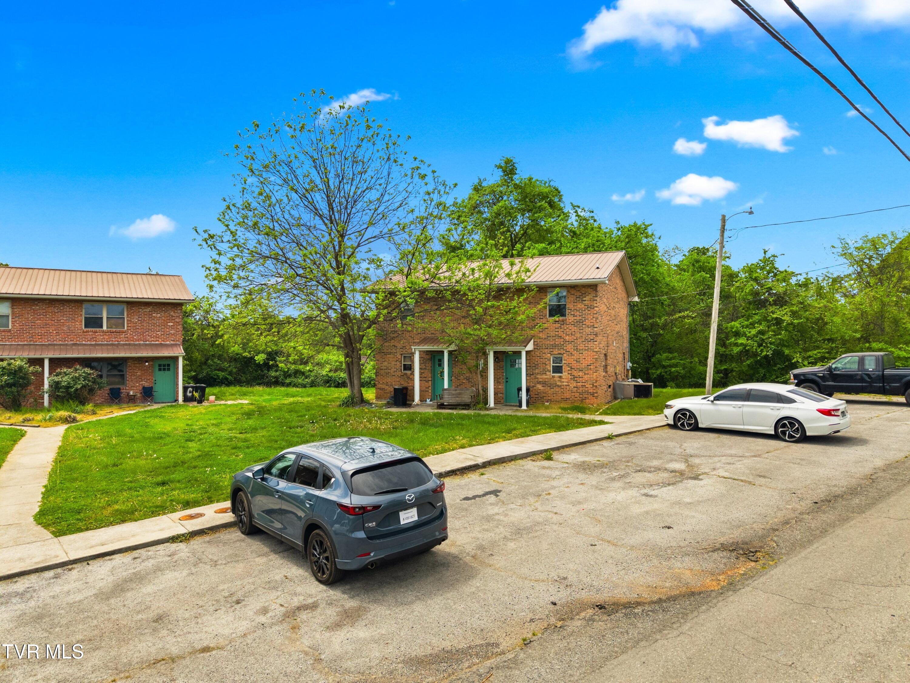 3229 Blue Springs Road