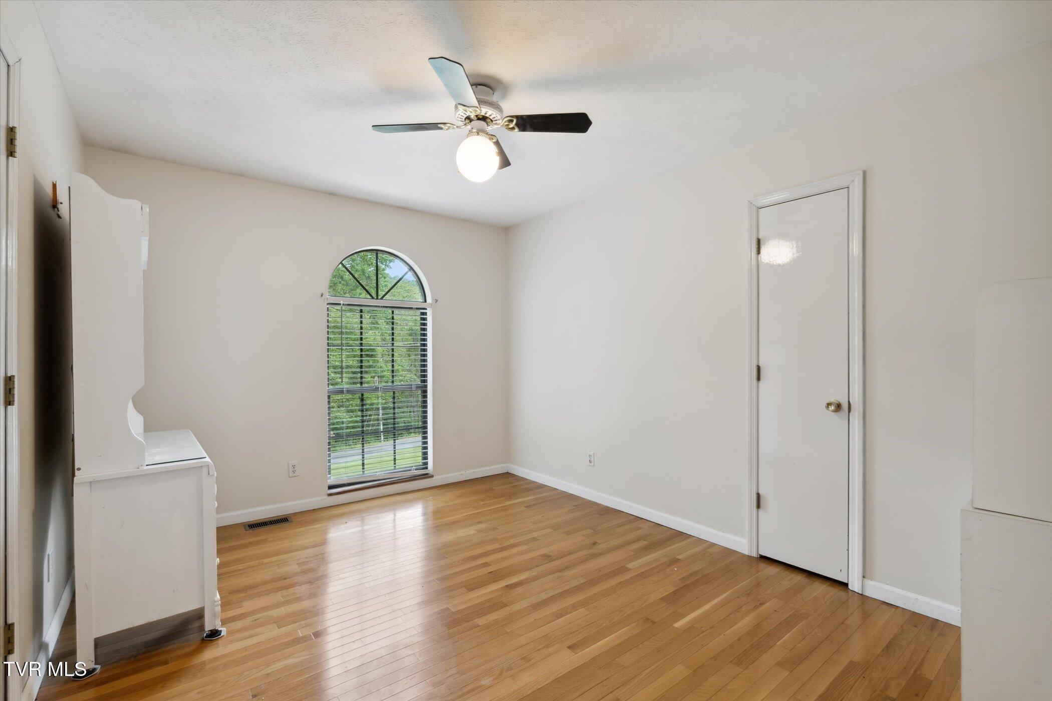 3263 Cherokee Drive, Morristown, Tennessee image 44