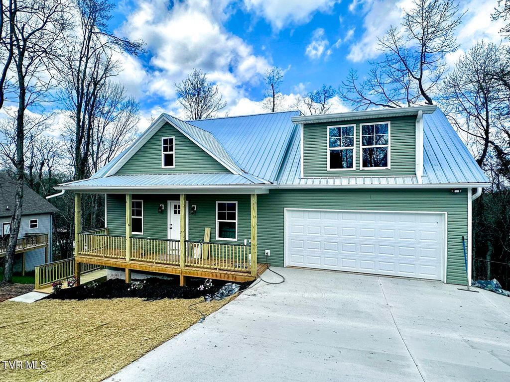 Photo of 404 4 Winds Way, Jefferson City, TN 37760 (MLS # 9993340)