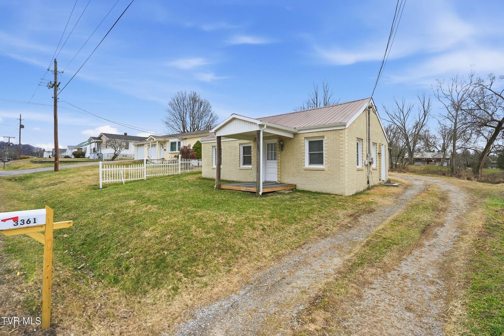 Photo of 3361 Bloomingdale Road, Kingsport, TN 37660 (MLS # 9990757)