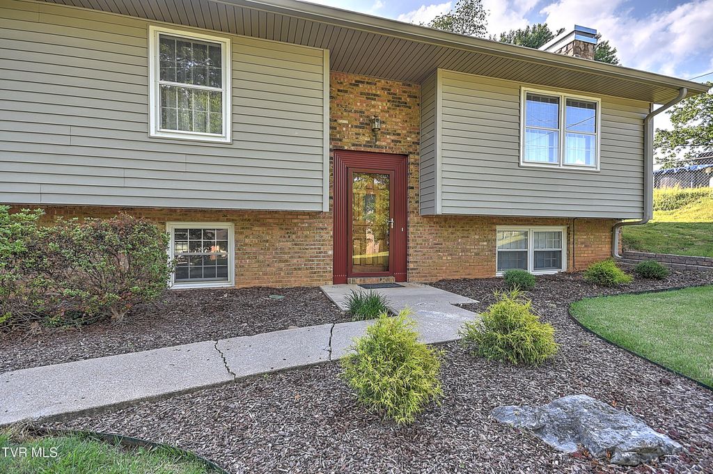 Photo of 3604 Deland Drive, Kingsport, TN 37664 (MLS # 9995343)