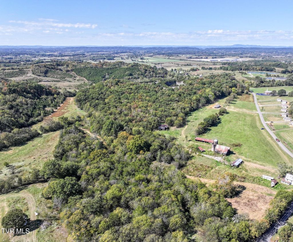 Photo of 28 Mcdonald Rd, Midway, TN 37809 (MLS # 9987010)