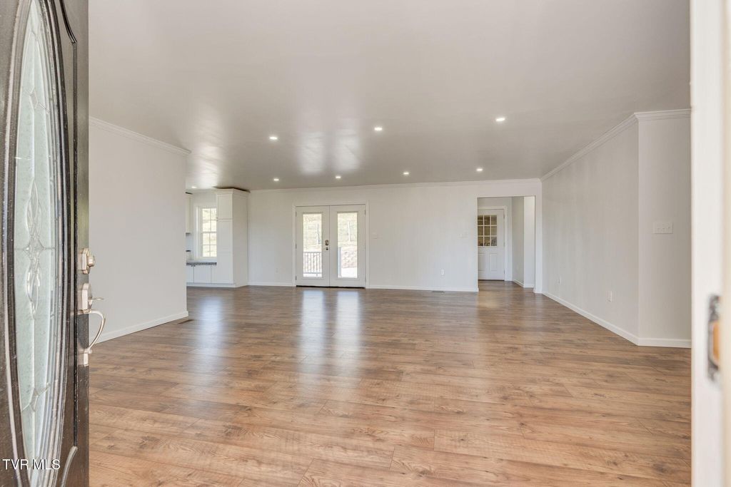 Photo of 5813 Carters Valley Road, Church Hill, TN 37642 (MLS # 9987089)