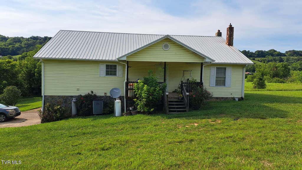 Photo of 7991 Warrensburg Road, Mosheim, TN 37818 (MLS # 9999422)