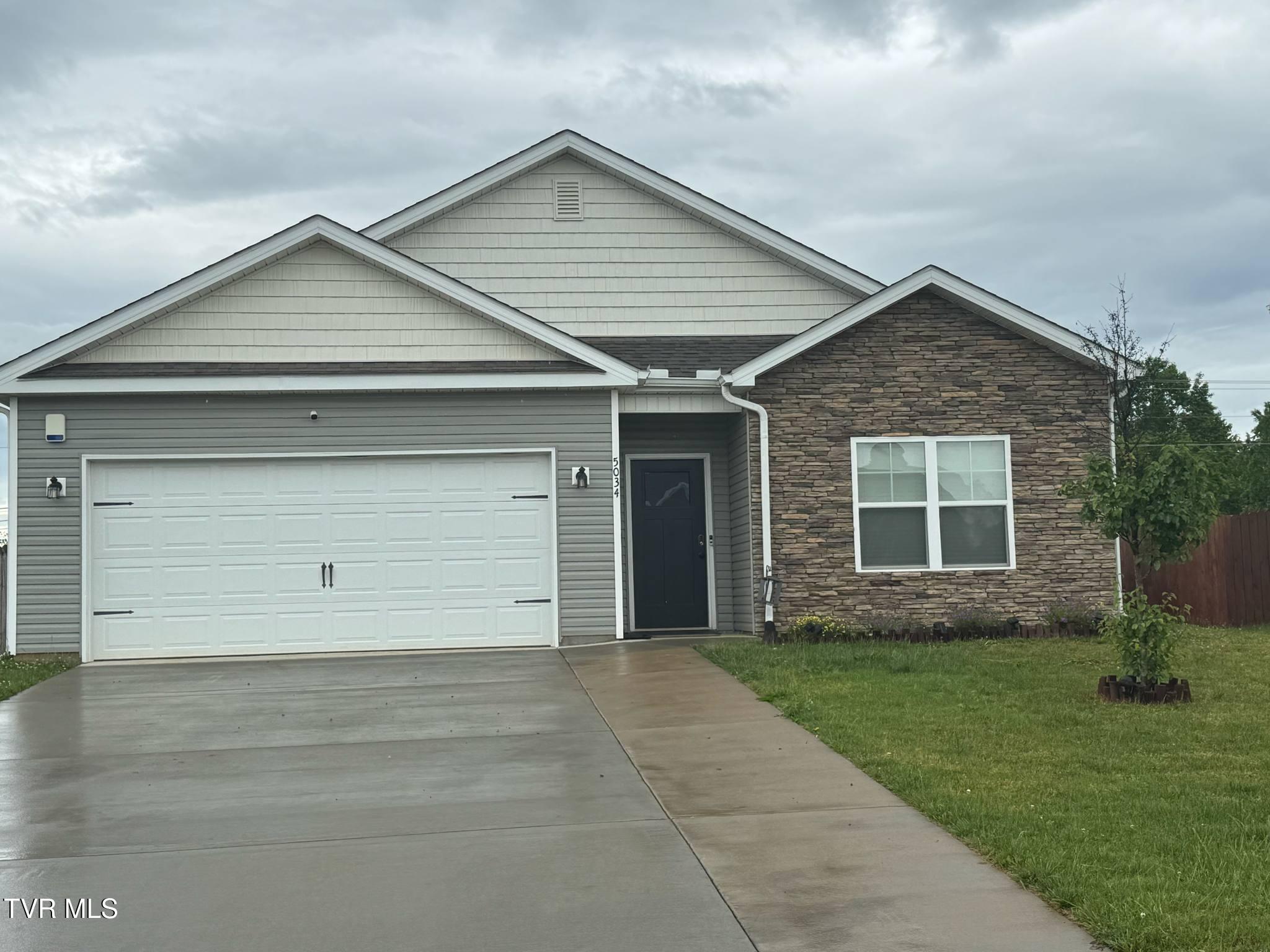 5034 Wildlife Circle, Piney Flats, Tennessee image 2