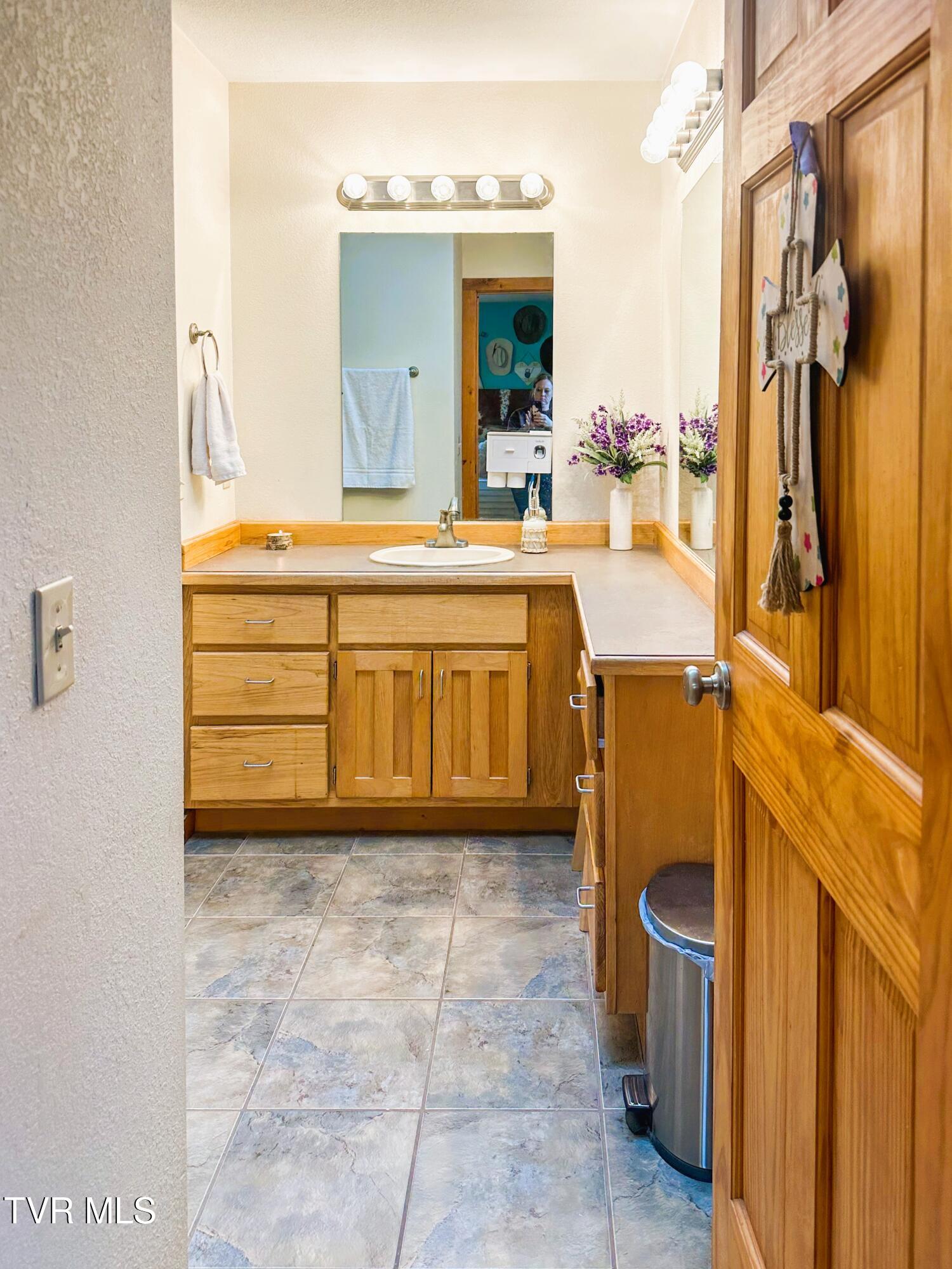 130 Jess Jarrett Road, Roan Mountain, Tennessee image 42