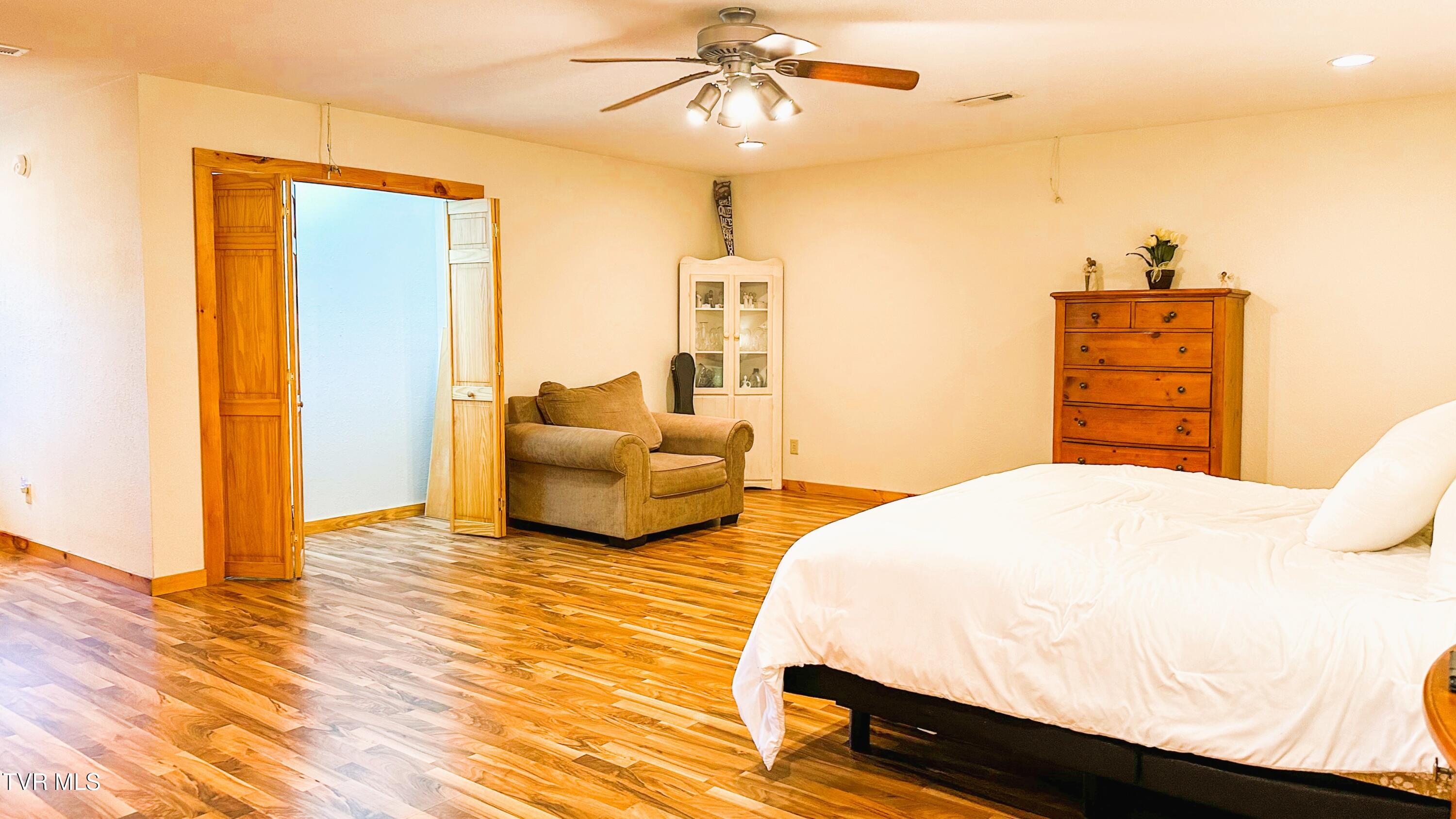 130 Jess Jarrett Road, Roan Mountain, Tennessee image 37