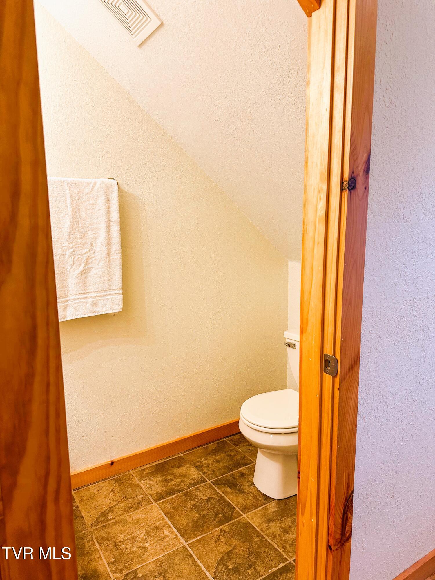 130 Jess Jarrett Road, Roan Mountain, Tennessee image 44