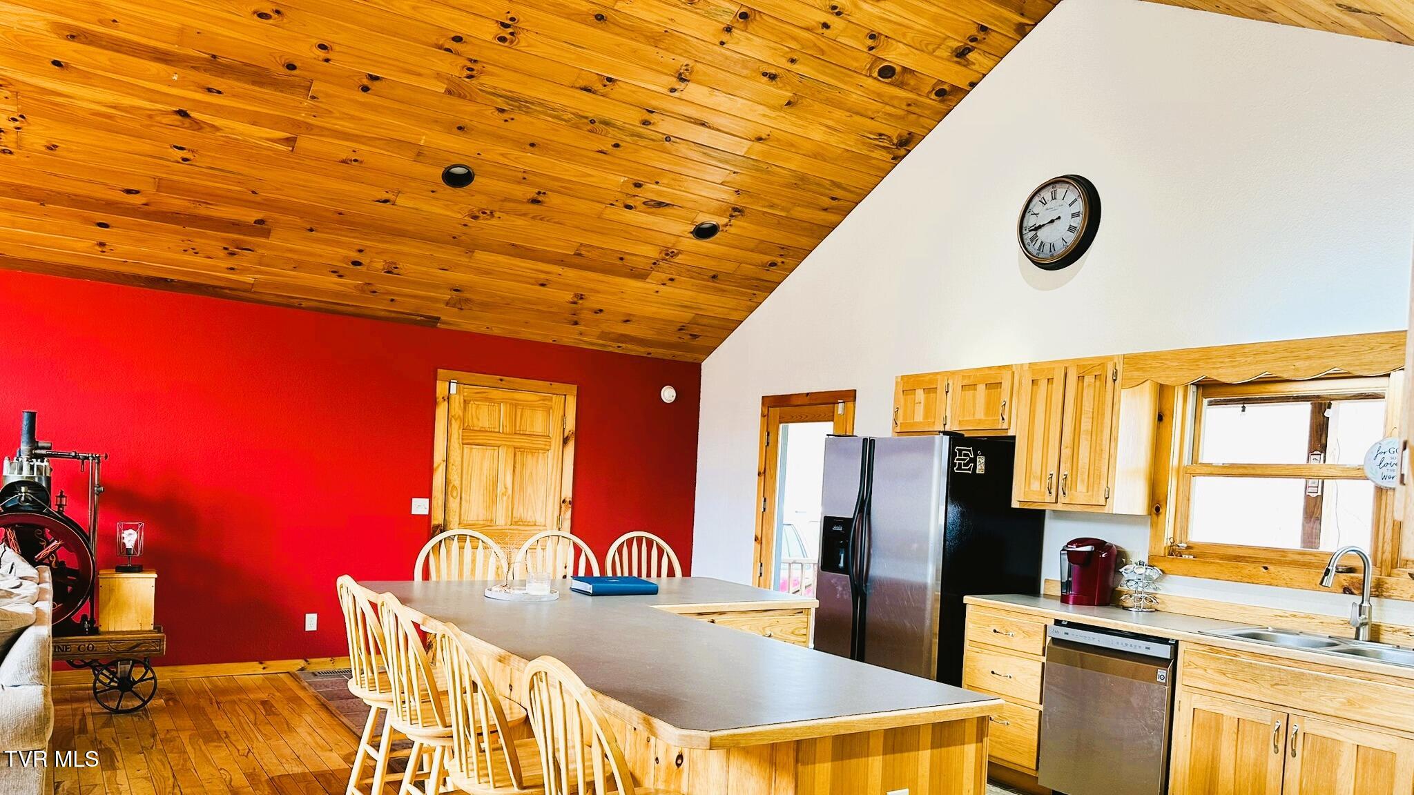 130 Jess Jarrett Road, Roan Mountain, Tennessee image 10