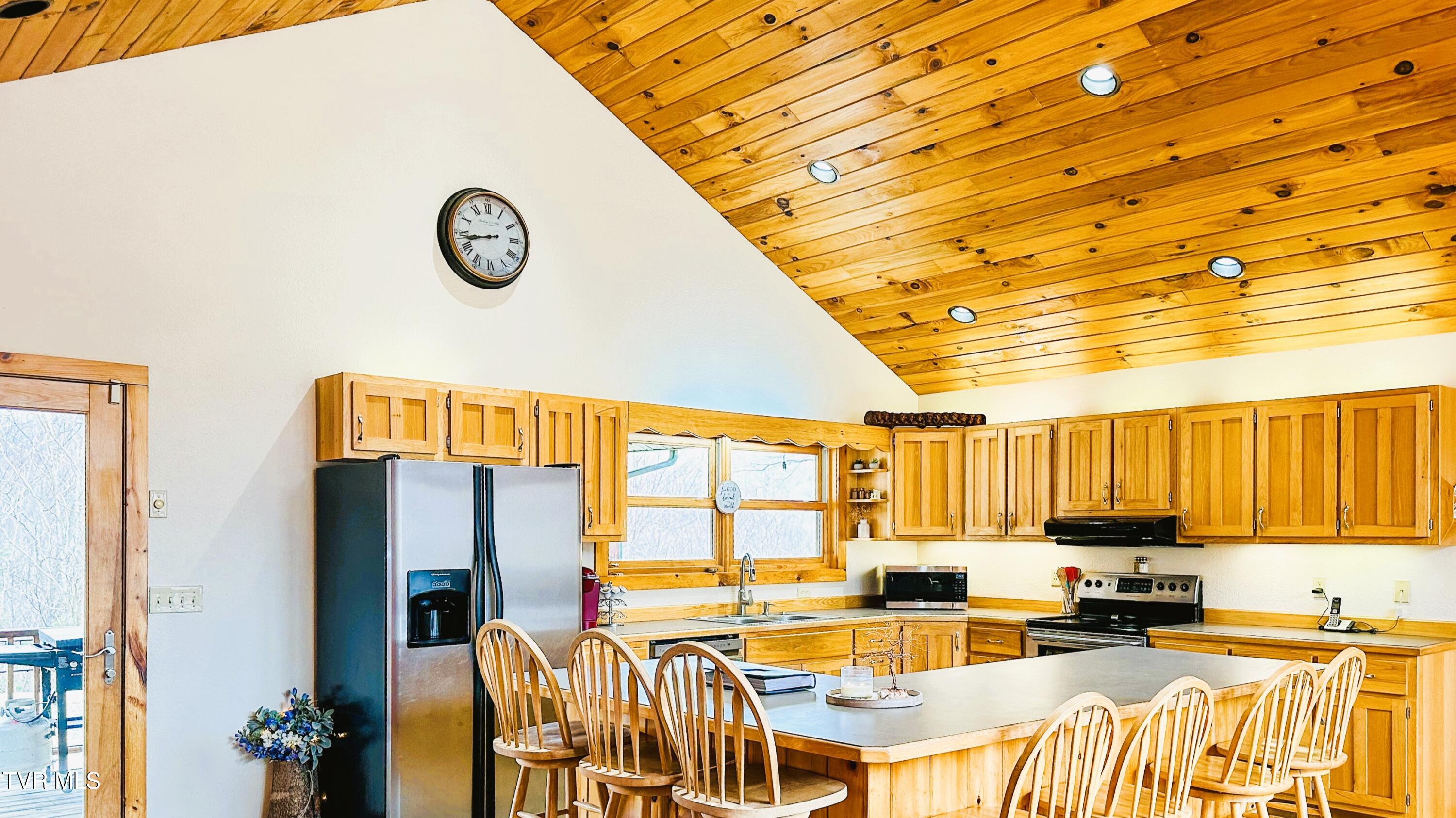 130 Jess Jarrett Road, Roan Mountain, Tennessee image 9