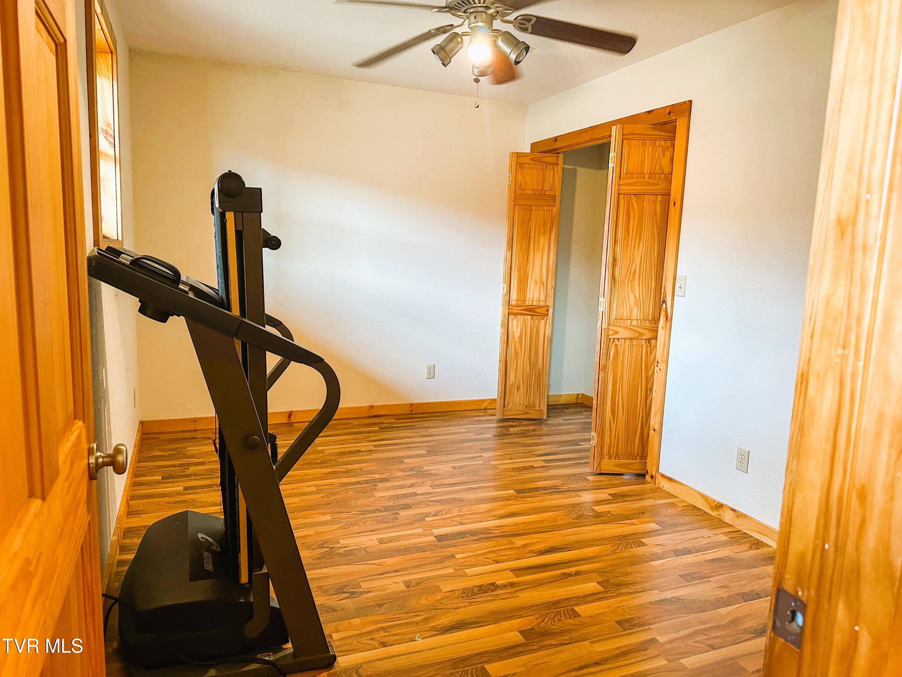 130 Jess Jarrett Road, Roan Mountain, Tennessee image 33