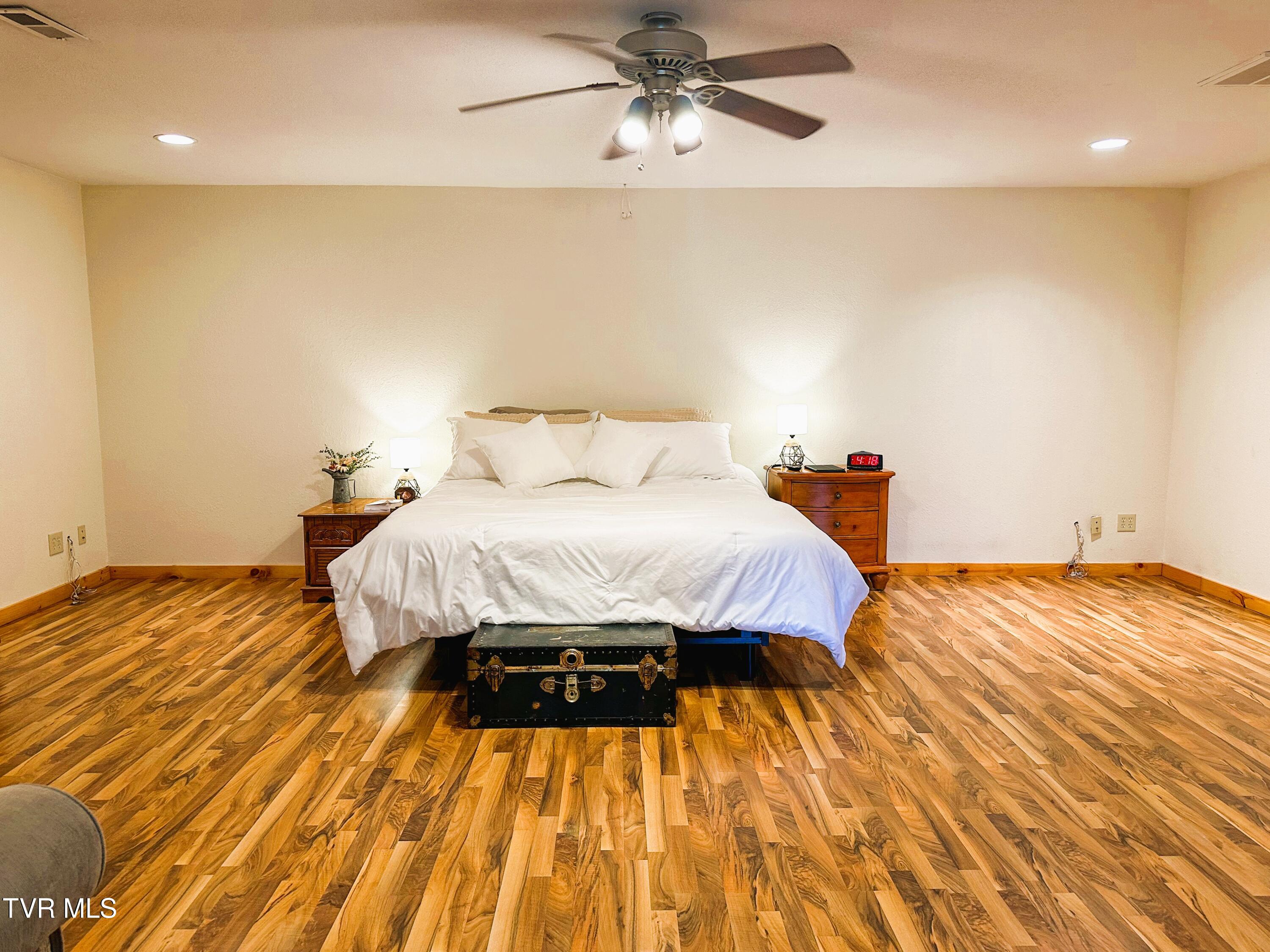130 Jess Jarrett Road, Roan Mountain, Tennessee image 35