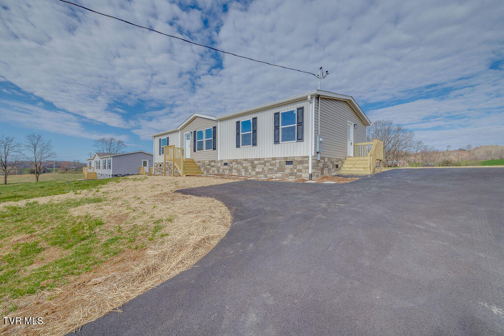 2135 Milburnton Road, Limestone, Tennessee image 2