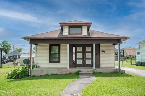 Photo of 1014 Maple Street, Kingsport, TN 37660 (MLS # 9997778)