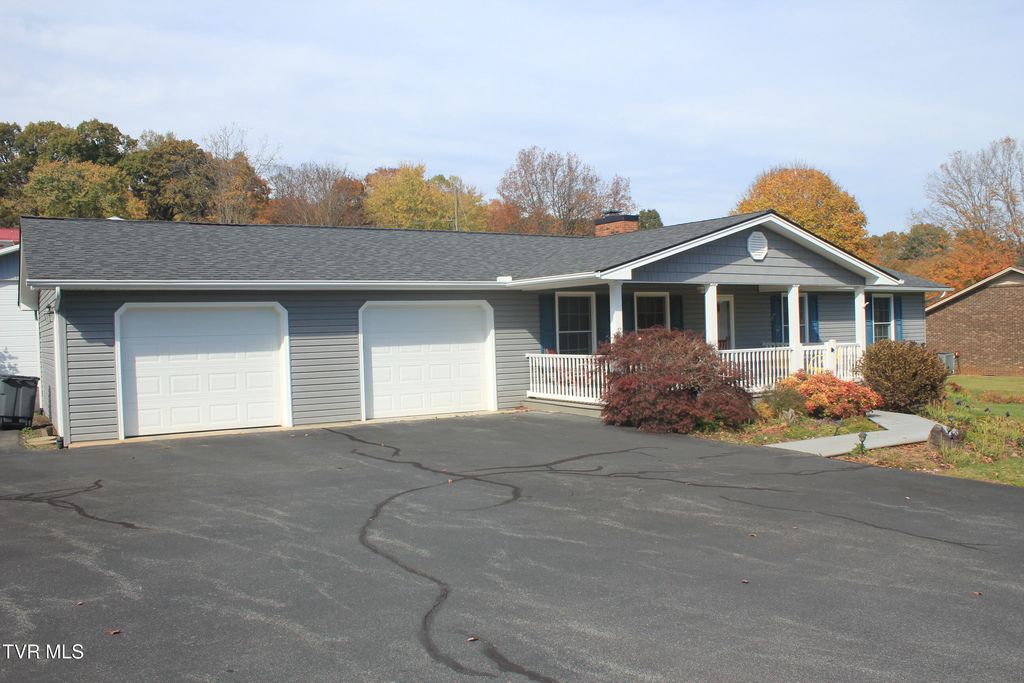 Photo of 5028 Dublin Rd Rd, Kingsport, TN 37664 (MLS # 9987831)