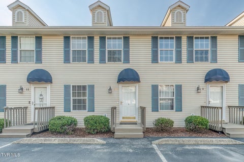 Photo of 10 Pepper Ridge Court #10, Gray, TN 37615 (MLS # 10000352)
