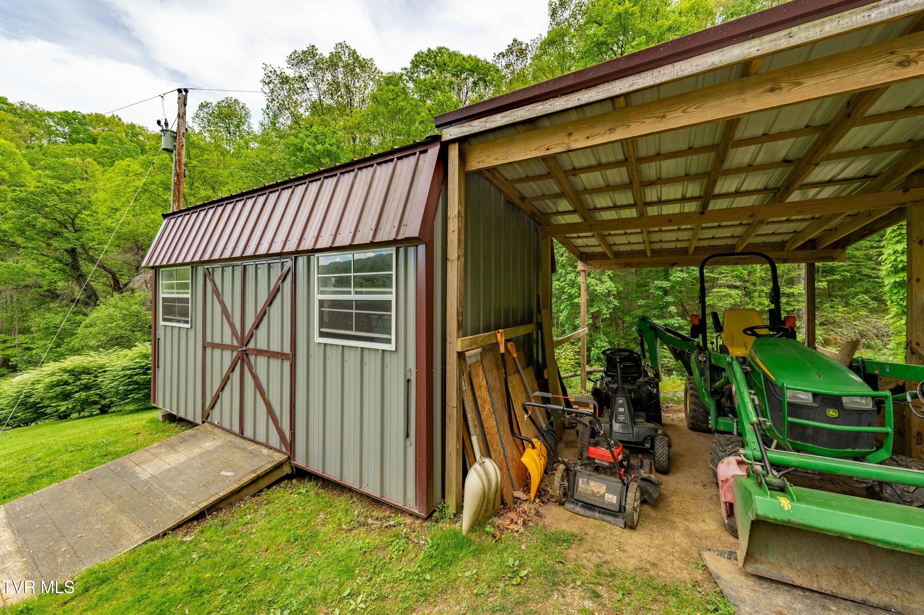 150 Rice Road, Flag Pond, Tennessee image 40