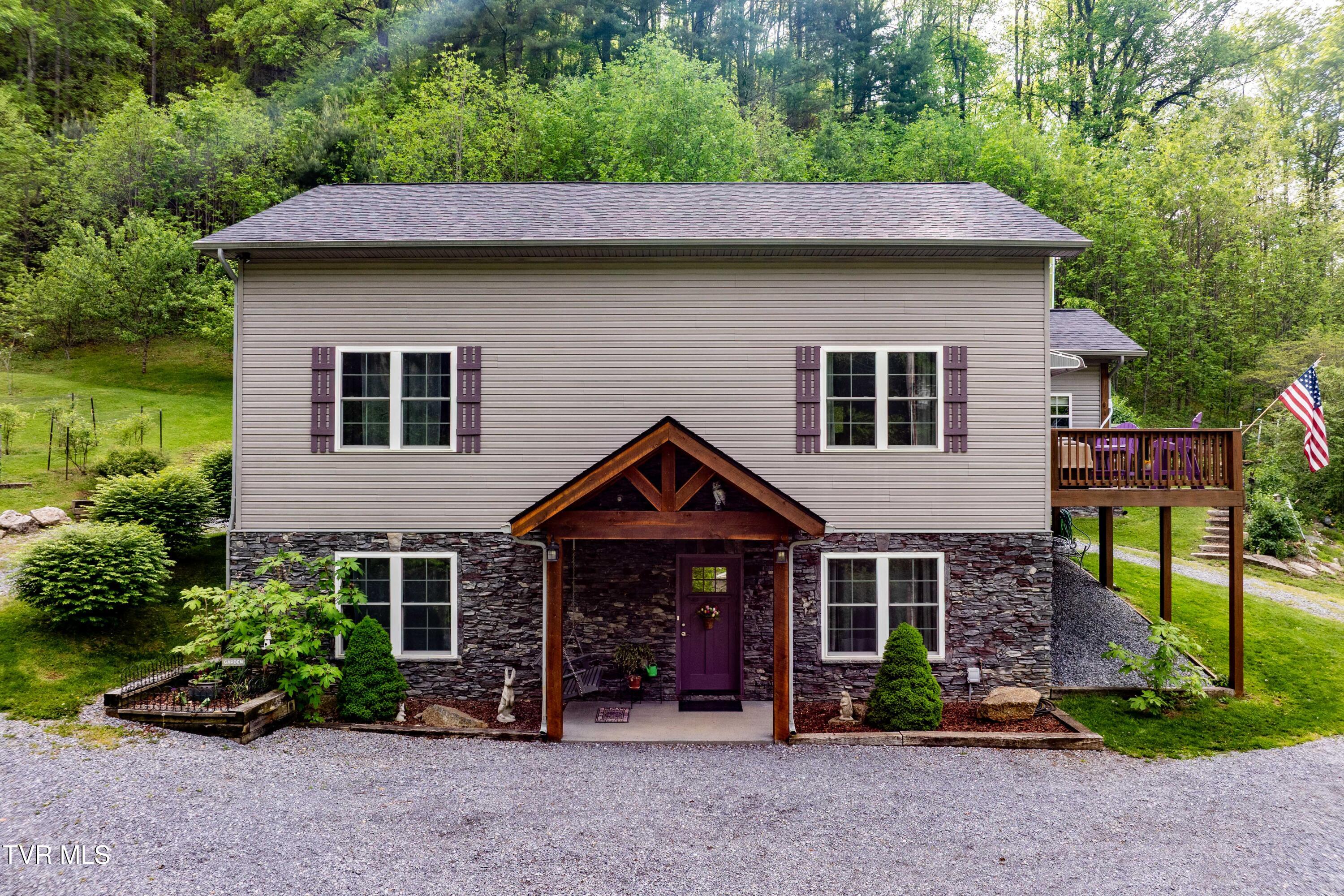 150 Rice Road, Flag Pond, Tennessee image 3