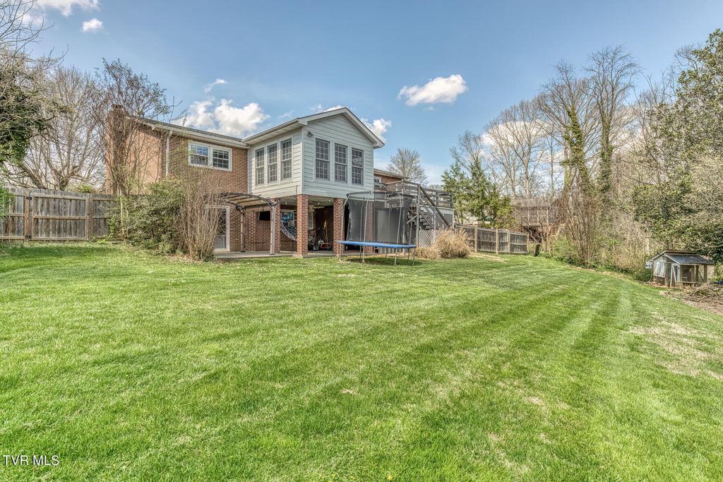 Photo of 2200 Camelot Circle, Johnson City, TN 37604 (MLS # 9993228)