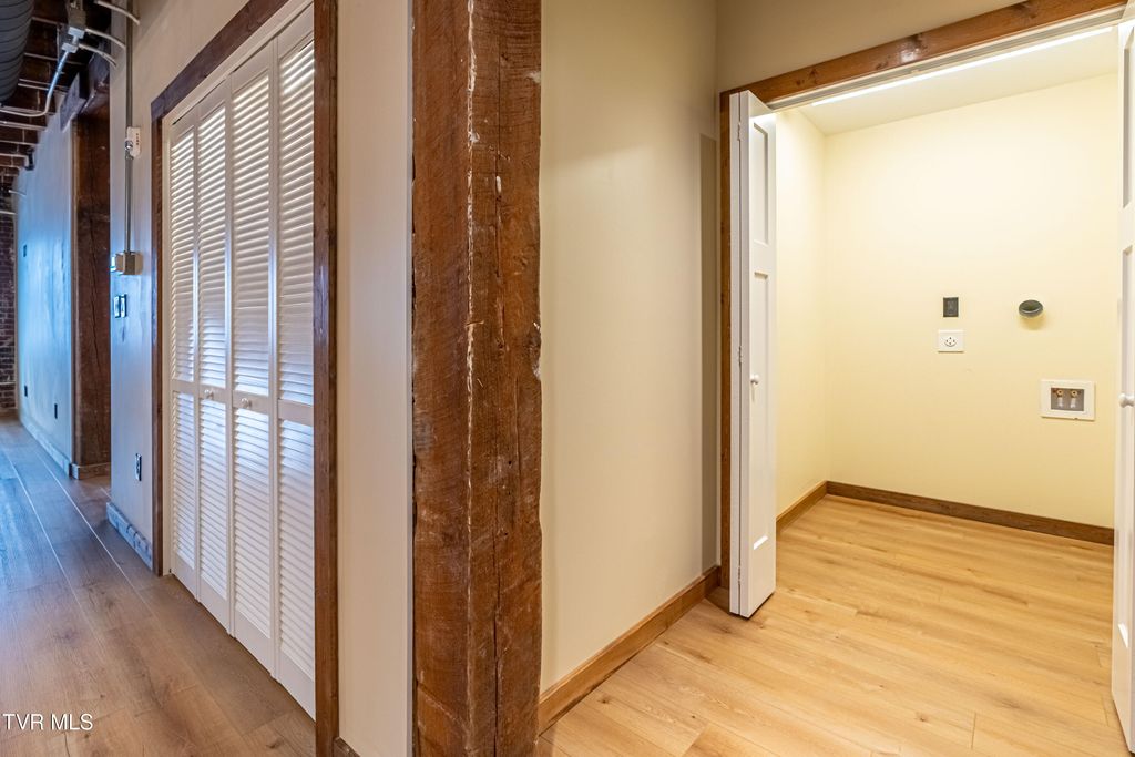 Photo of 453 Main Street #700, Kingsport, TN 37660 (MLS # 9990794)