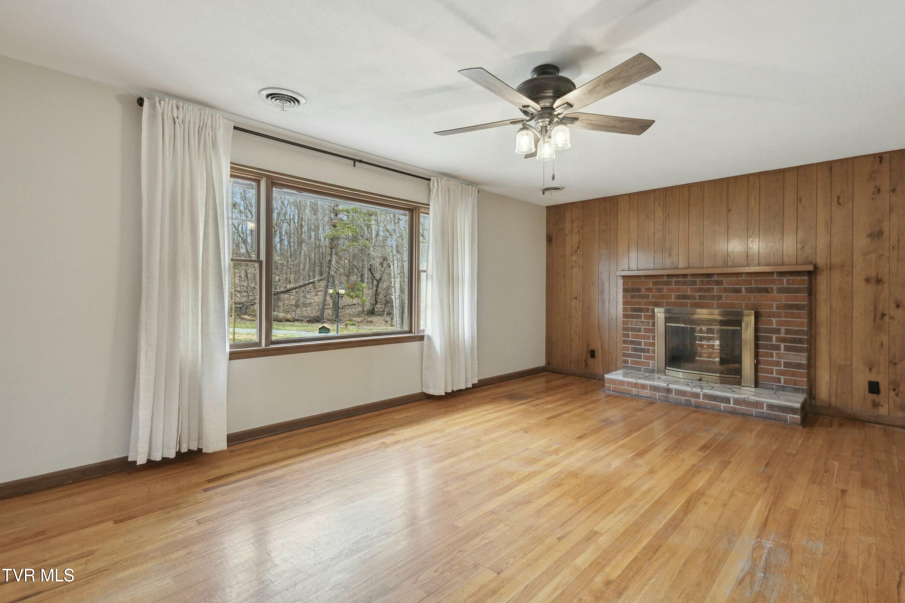1245 Muddy Creek Road, Piney Flats, Tennessee image 11