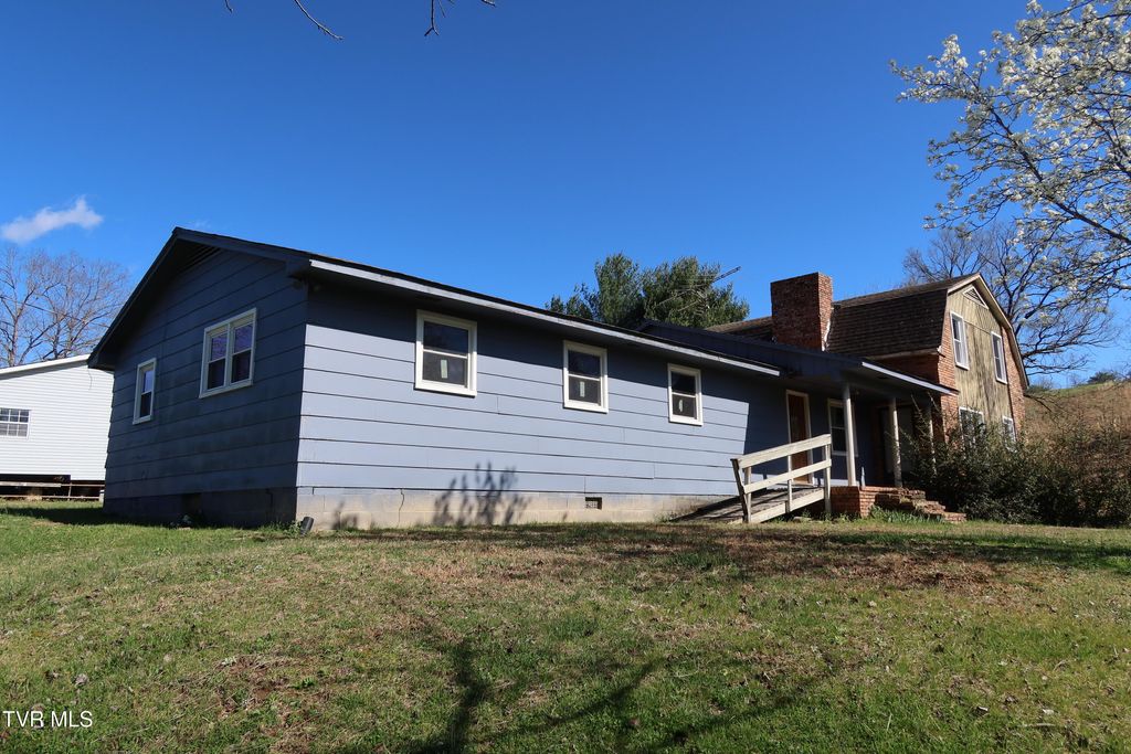 Photo of 3232 Wil Rho Circle, Kingsport, TN 37660 (MLS # 9992743)