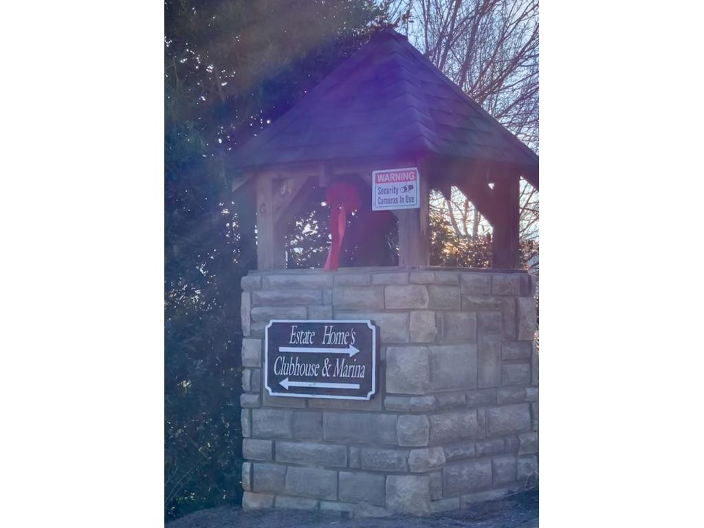 1084 Biltmore Place, Piney Flats, Tennessee image 4