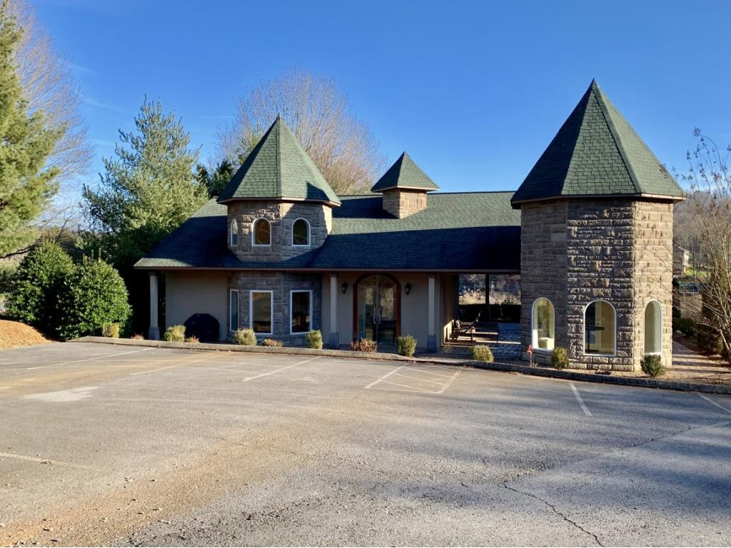 1084 Biltmore Place, Piney Flats, Tennessee image 6