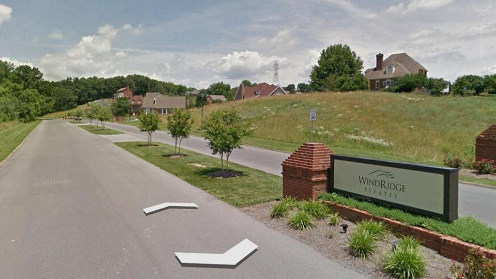 Photo of 1000 Windridge Drive, Kingsport, TN 37660 (MLS # 9940132)