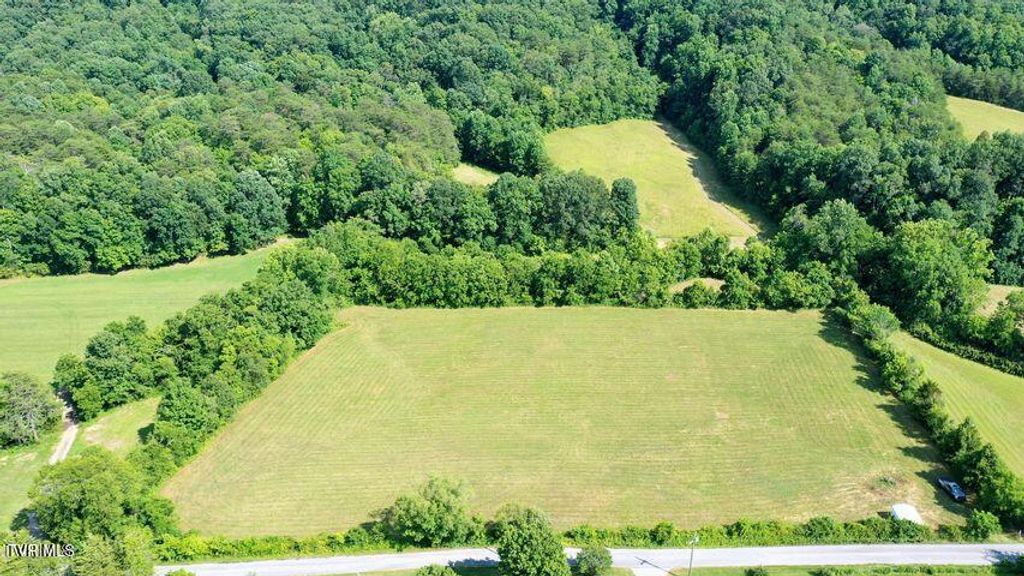 Photo of 350 Vfw Road, Bulls Gap, TN 37711 (MLS # 9992556)