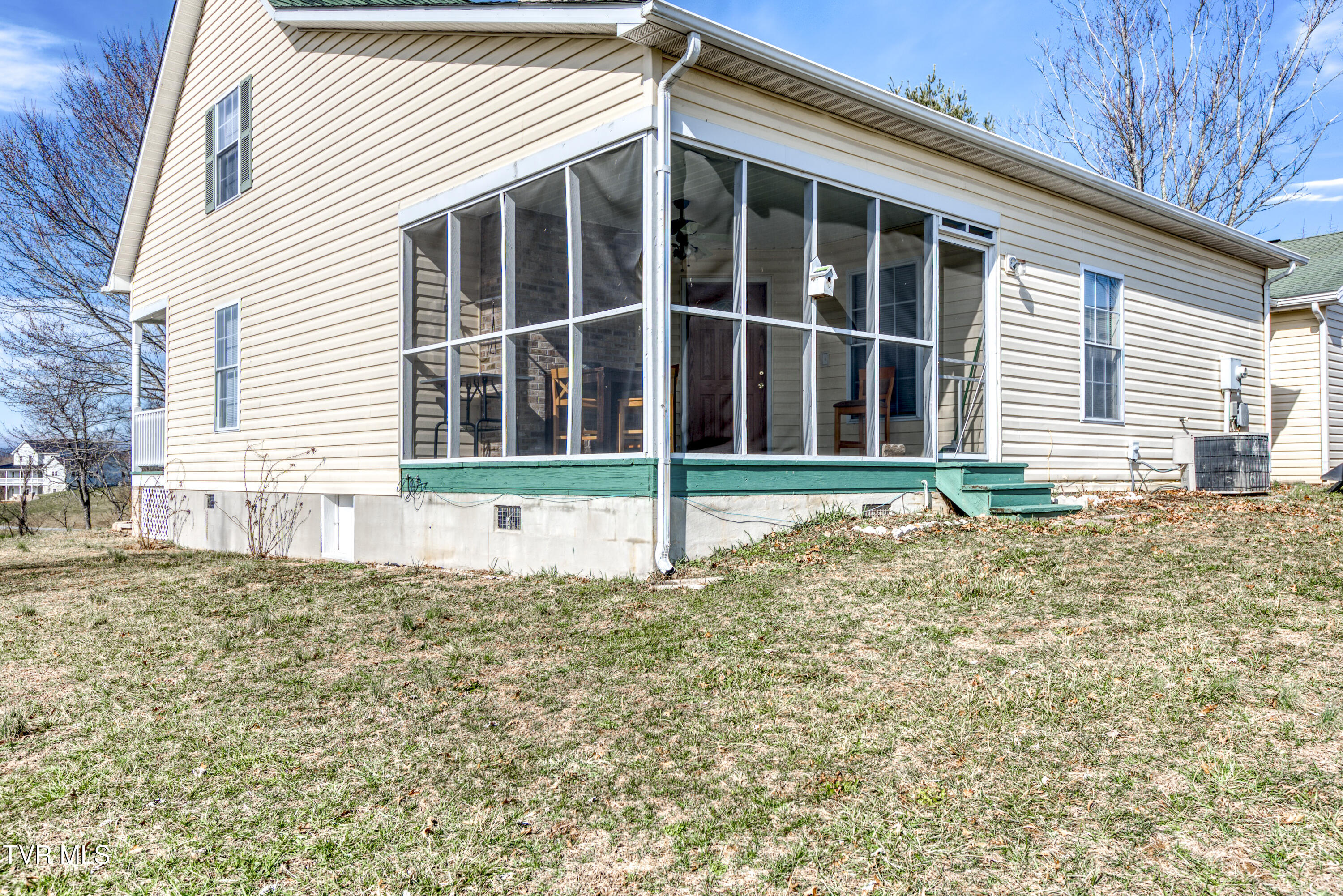 7579 Buchanan Road, Glade Spring, Virginia image 4