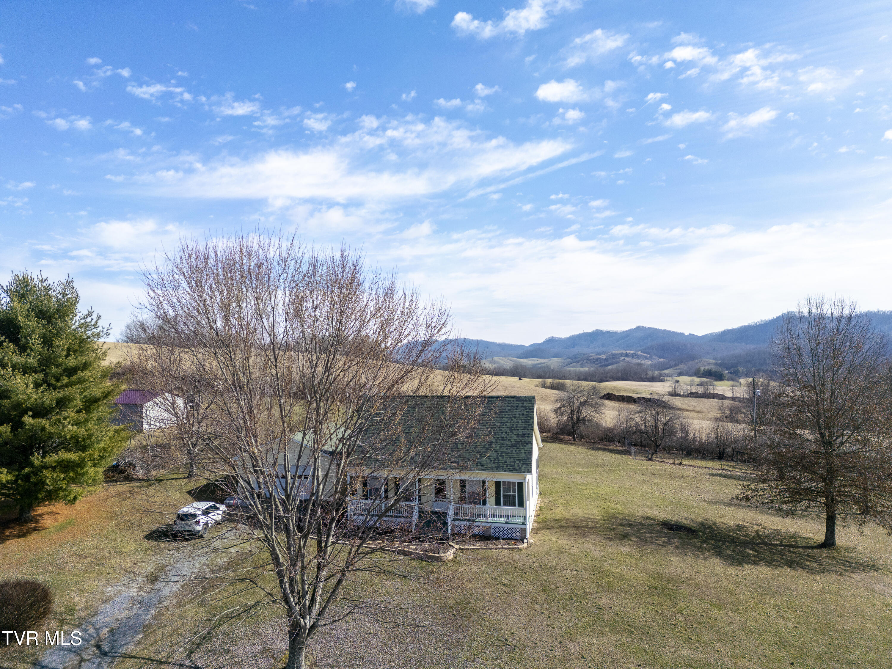 7579 Buchanan Road, Glade Spring, Virginia image 28