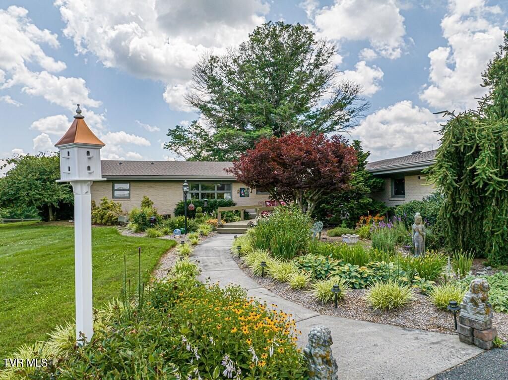 Photo of 25449 Lee Highway, Abingdon, VA 24211 (MLS # 9985911)