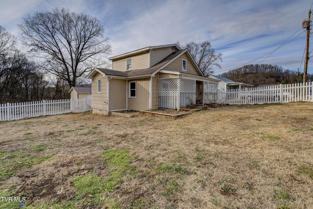 Photo of 1908 Darnell Drive, Kingsport, TN 37665 (MLS # 9991194)
