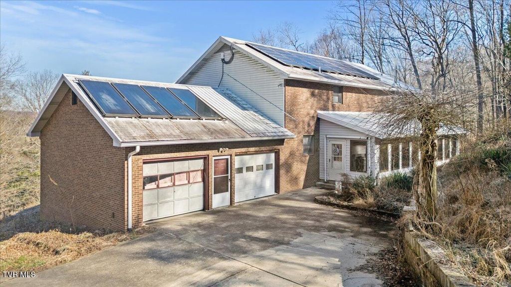 Photo of 704 River Road, Church Hill, TN 37642 (MLS # 9990113)