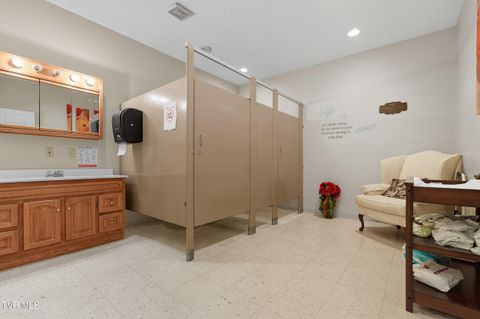 Tiny photo for 368 Clay Street, Castlewood, VA 24224 (MLS # 9986244)