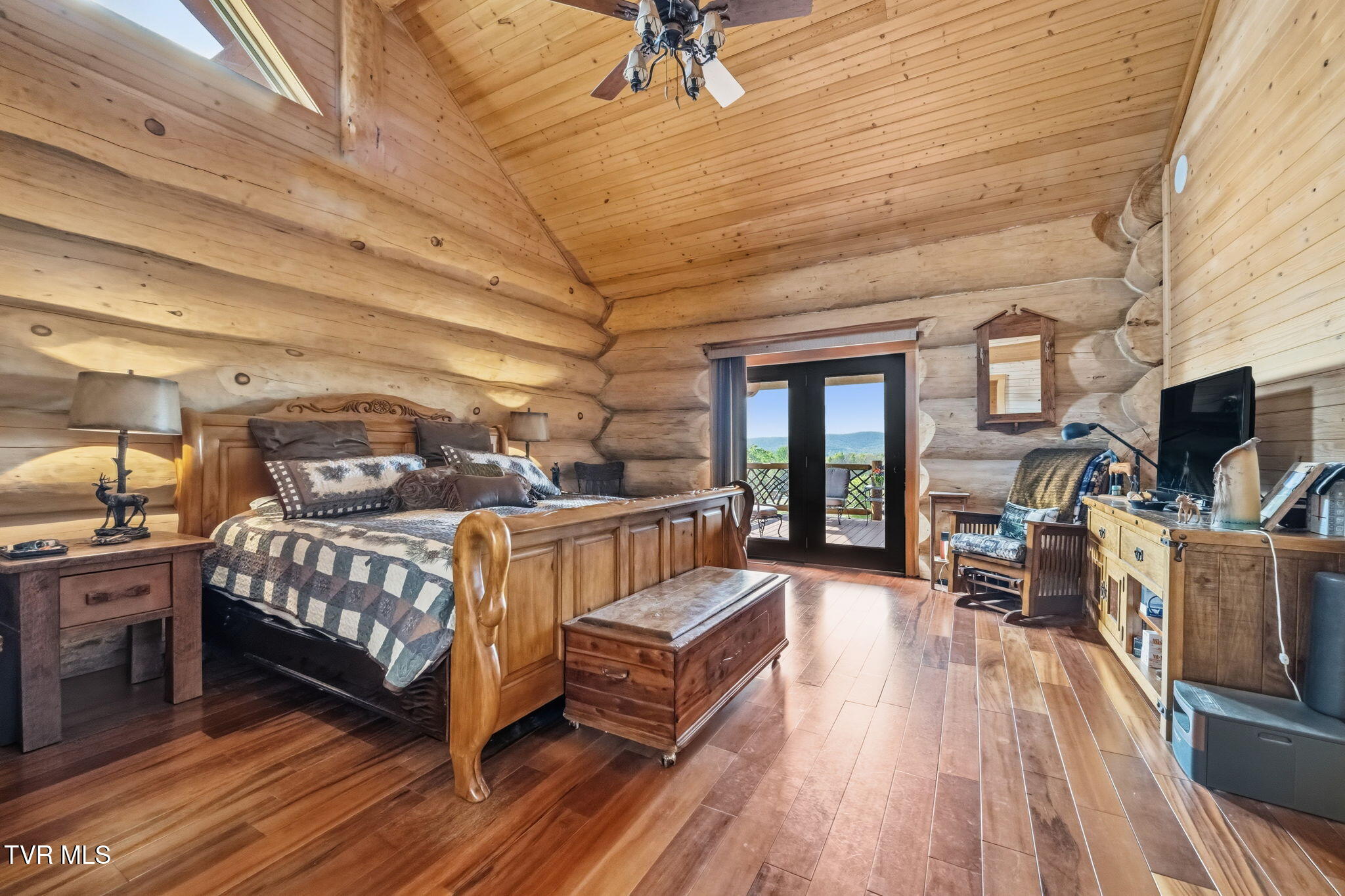 2835 Cross Mtn Road